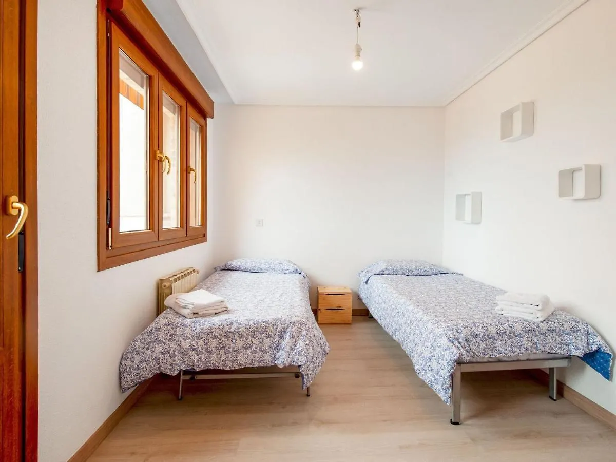 Hillview Holiday Home In Laguardia With Terrace